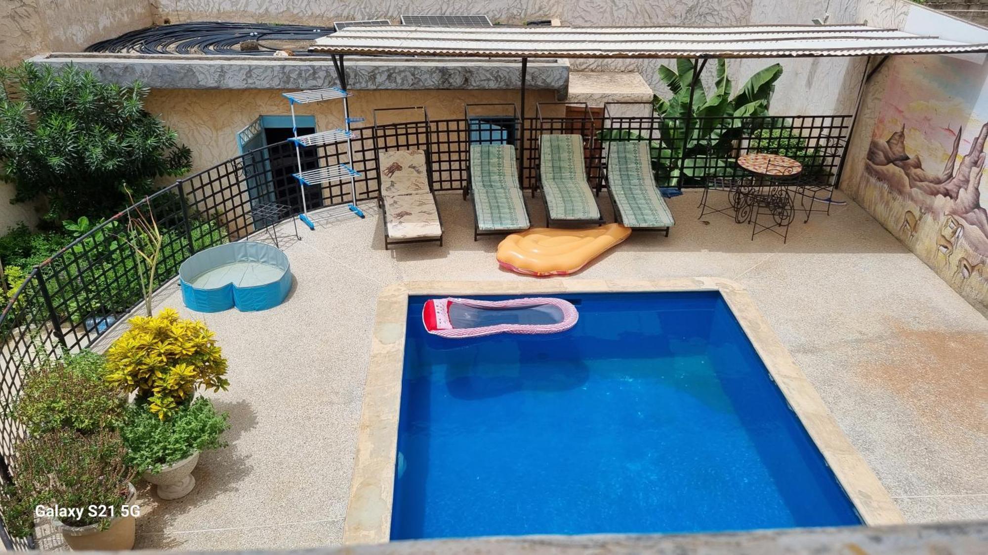 Villa Les Pieux Somone Exteriör bild